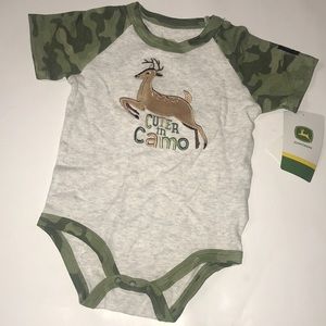 John Deere Infant Baby Onesie NWT Size 9-12 Months